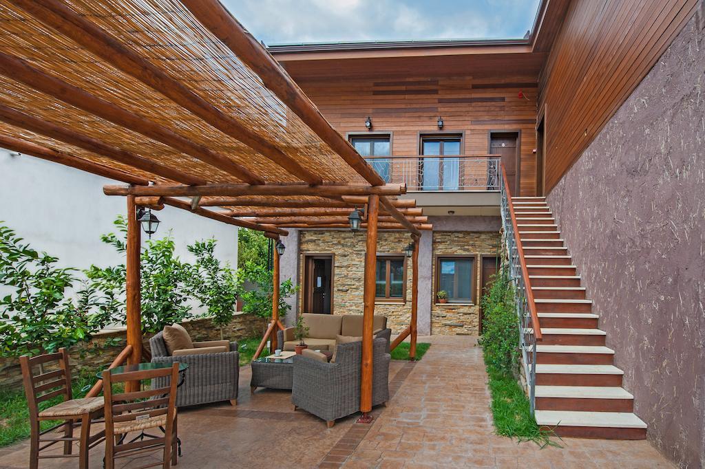 Polys Guest House Katachas Luaran gambar