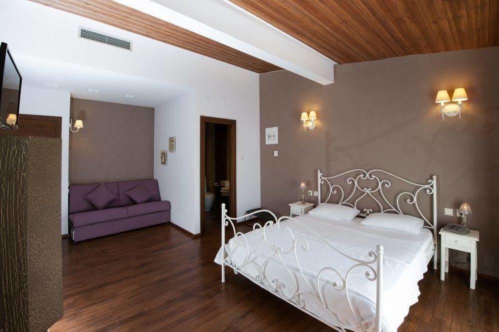 Polys Guest House Katachas Luaran gambar